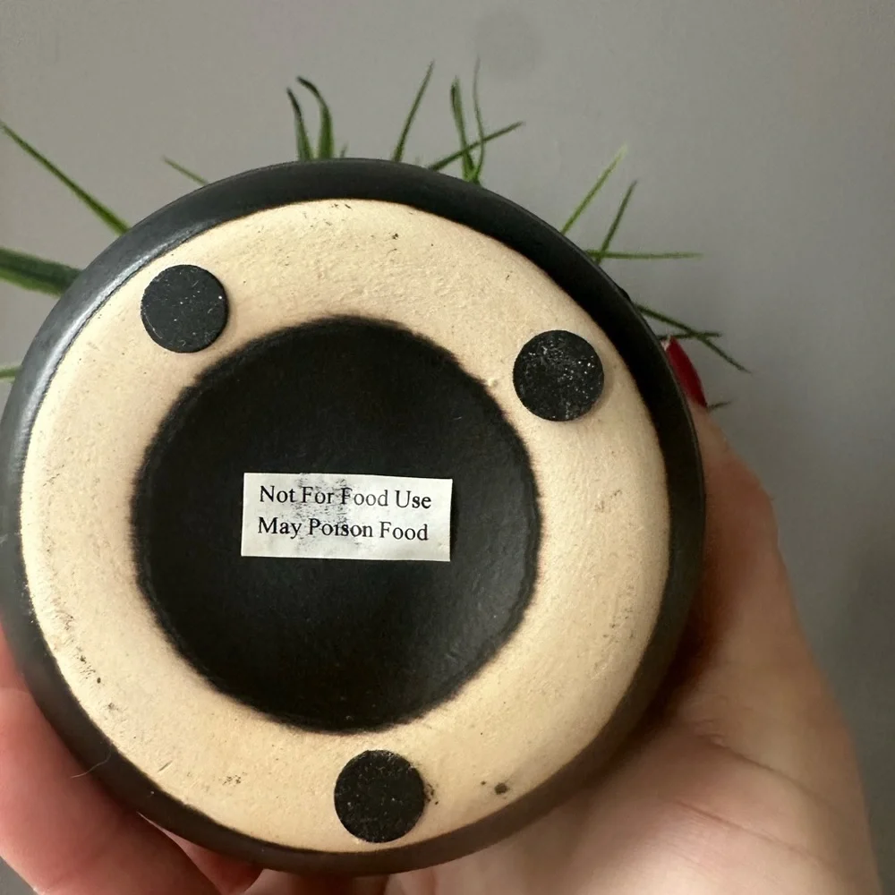 Faux Foliage Grass in Ceramic Pot